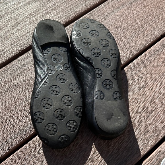Tory Burch Black Flats with Metallic Emblem - Picture 6 of 7
